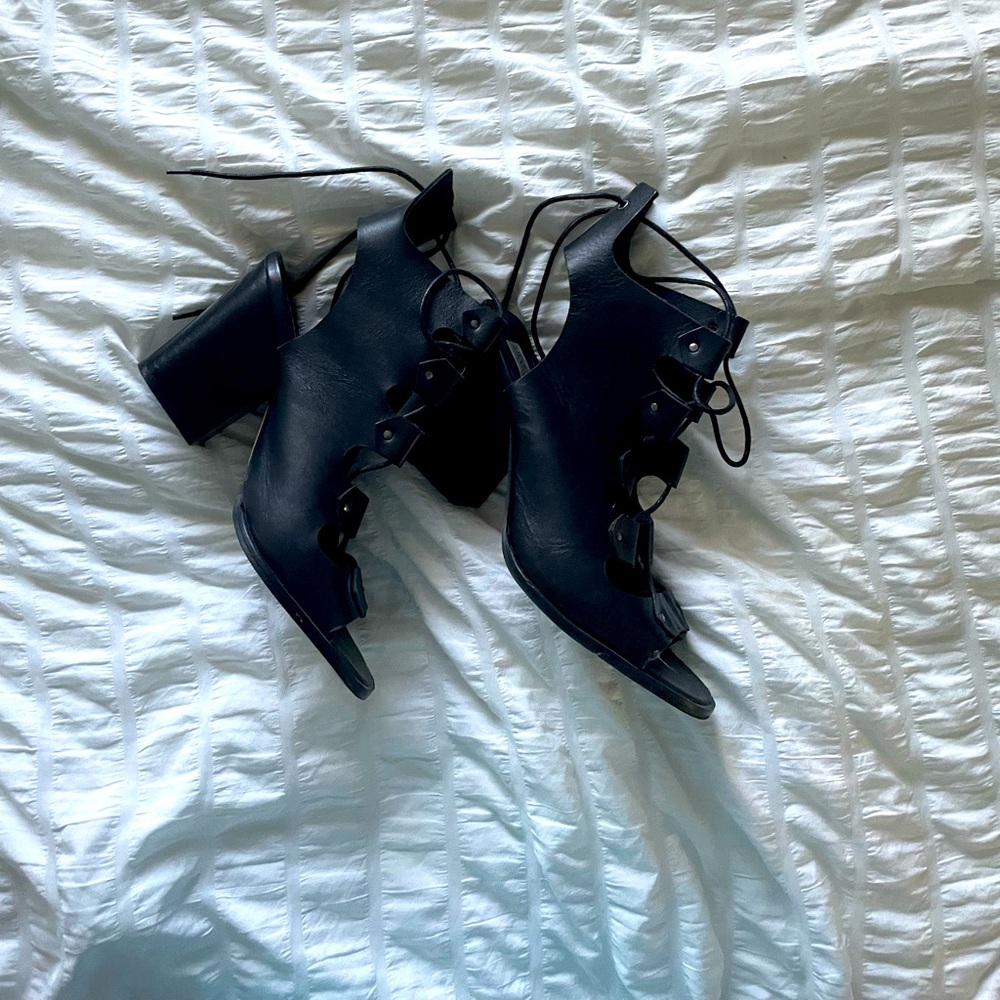 Steve Madden chunky gladiator sandals